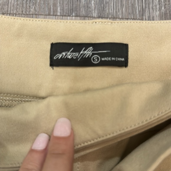 On Twelfth Tan Mini Skirt with Front Pockets - Size Small - Picture 2 of 4